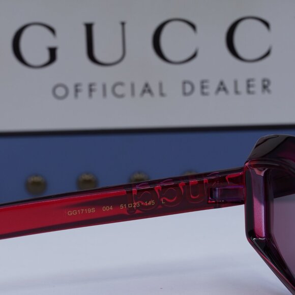Gucci GG1719S 004 Geometric Sunglasses - Transparent Red